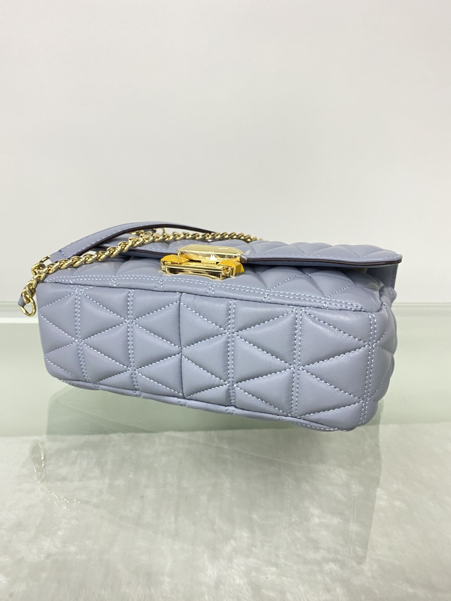 Michael Kors 菱格羊皮雾霾蓝中号 mk羊皮链条包 Sloan 系列新品 柔软细腻的羊皮 独具匠心的新锁扣