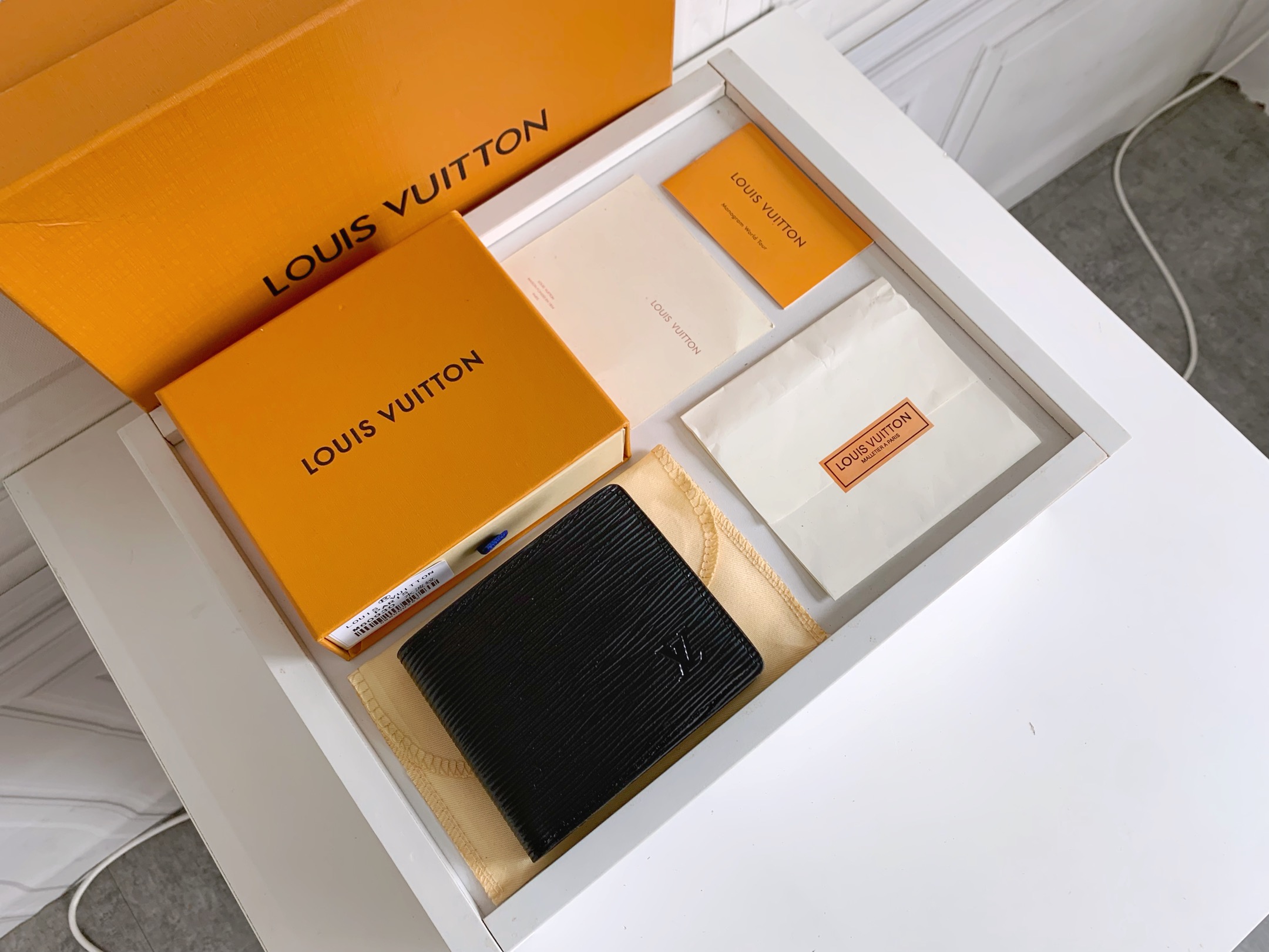 ルイ・ヴィトン 短財布 ダミエ・グラフィット