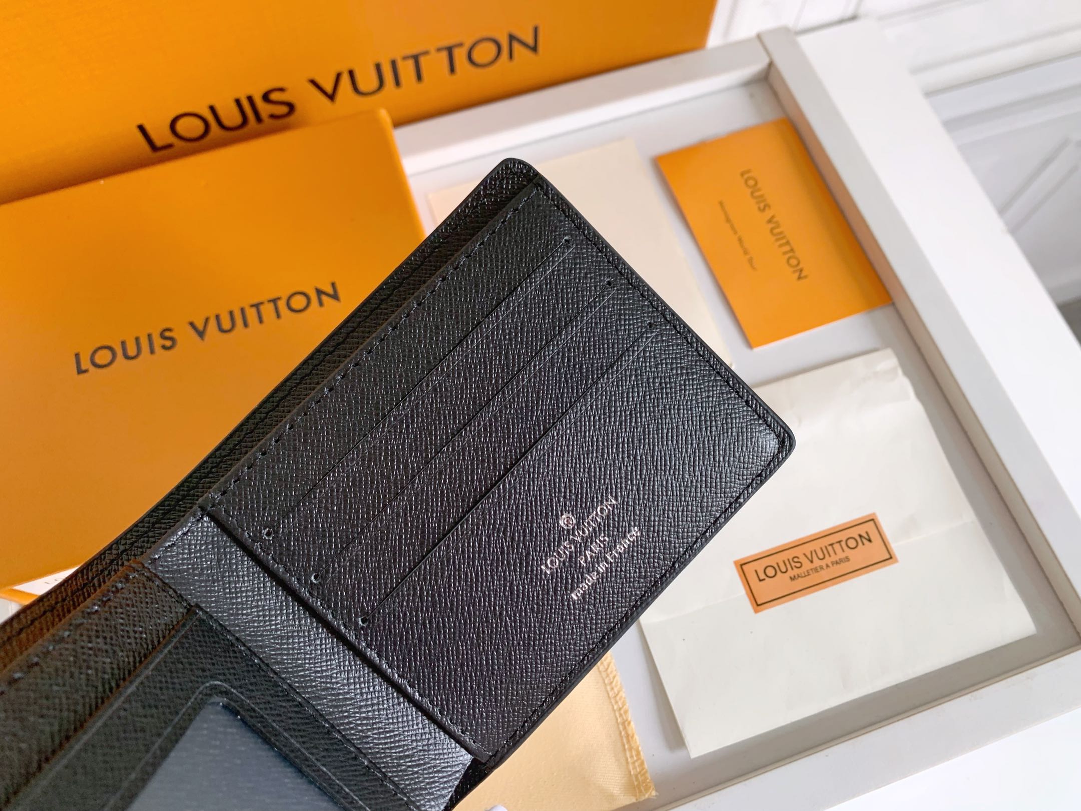 ルイ・ヴィトン 短財布 ダミエ・グラフィット