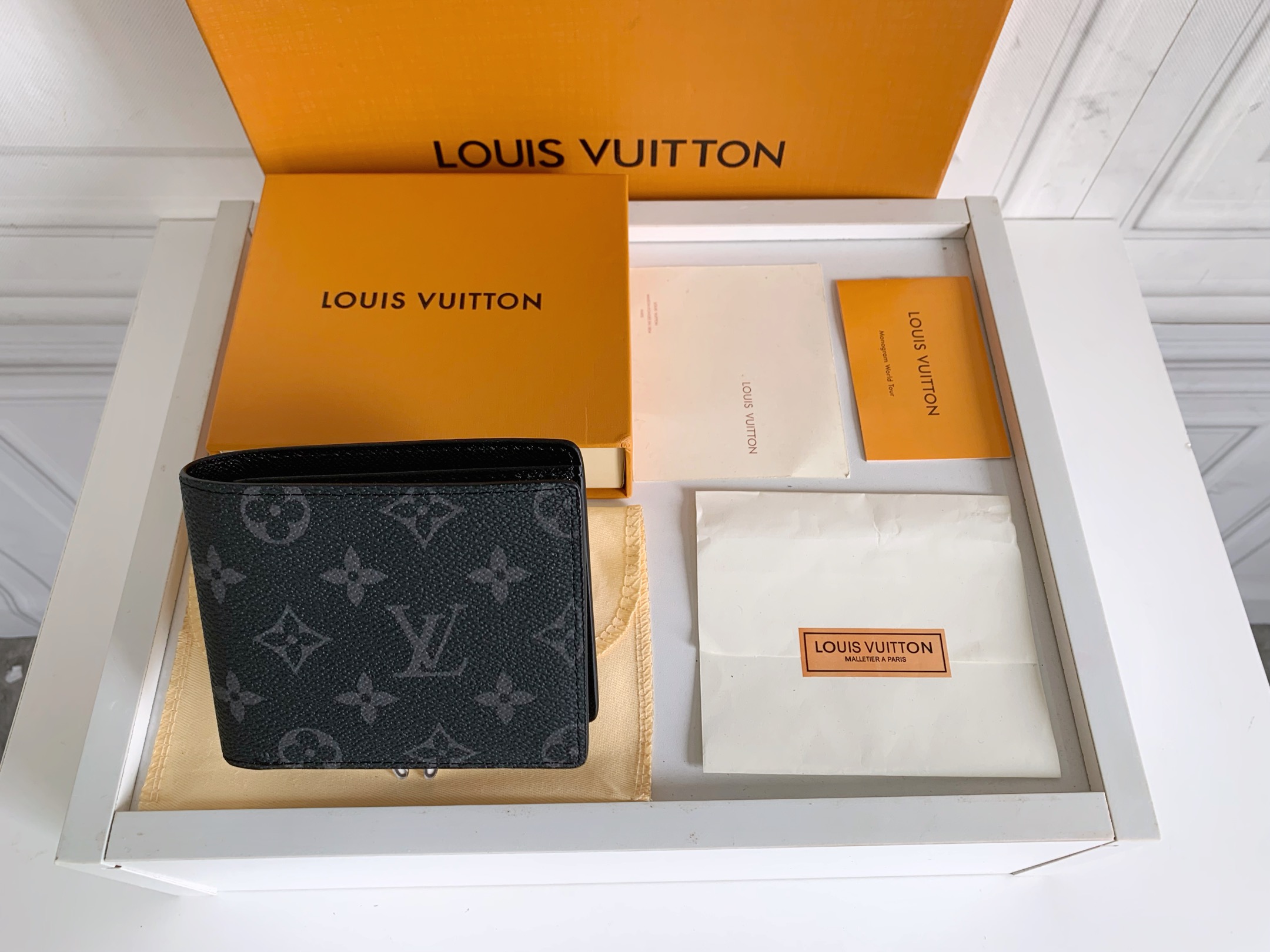 ルイ・ヴィトン 短財布 ダミエグラフィット