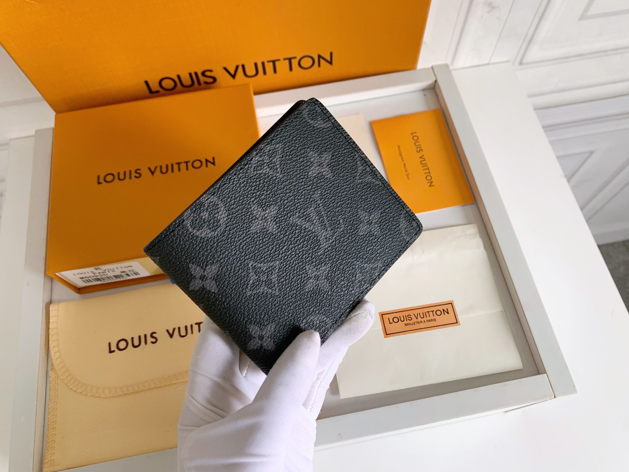 ルイ・ヴィトン 短財布 ダミエグラフィット