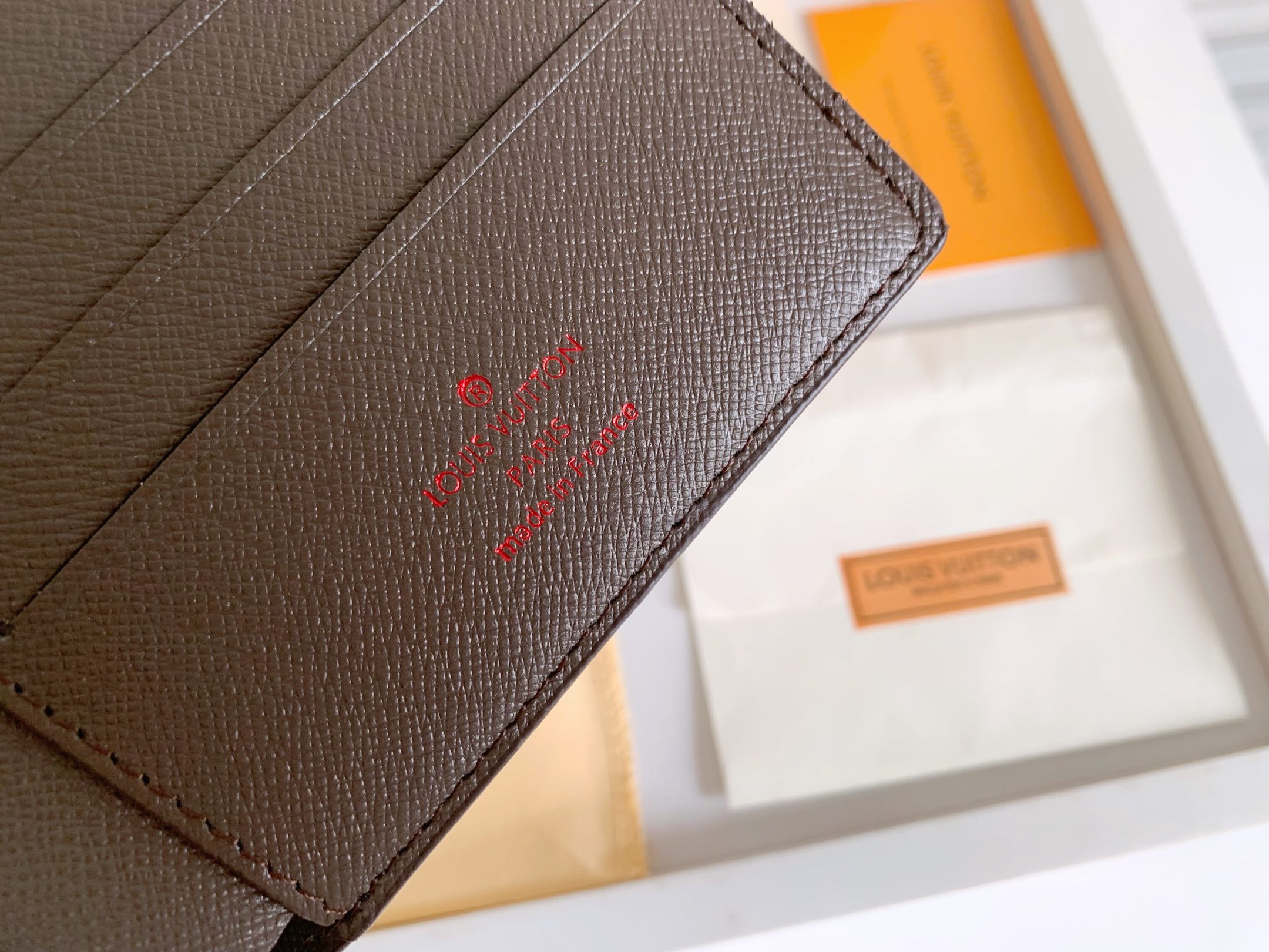 ルイ・ヴィトン 短財布 ダミエ・グラフィット デザイン