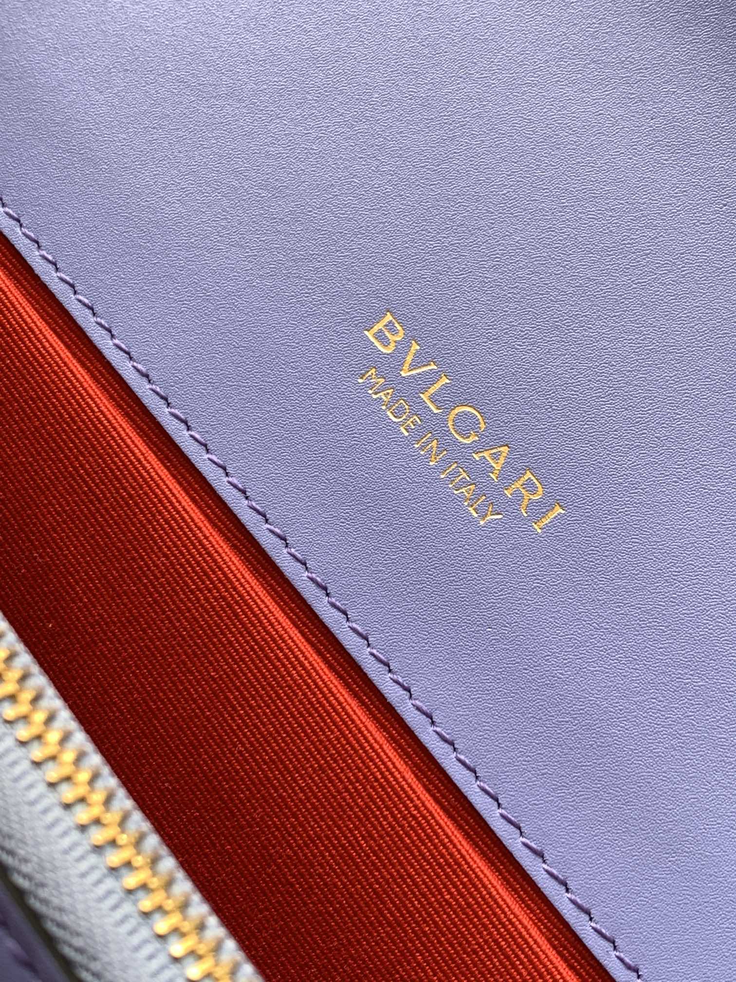 BVLGARI宝格丽小牛皮蛇头双层肩背包290323