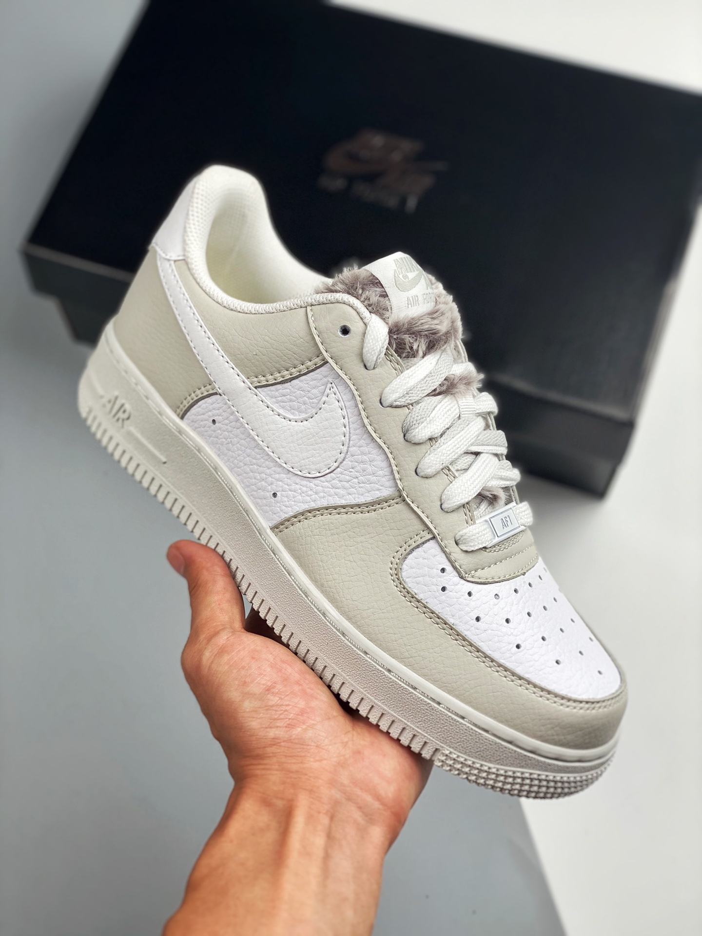 Air Force 1 '07 blanco hueso, horma y plantilla originales, auténtica silueta Air Force, enfocado en el canal…