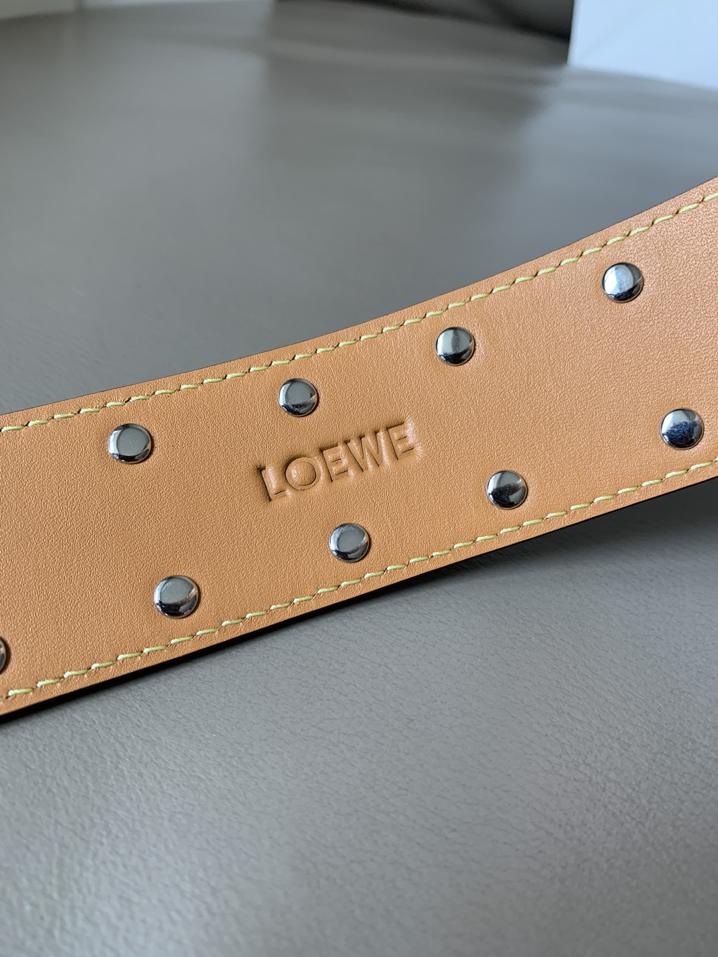 LOEWE罗意威专柜新款时尚休闲腰带