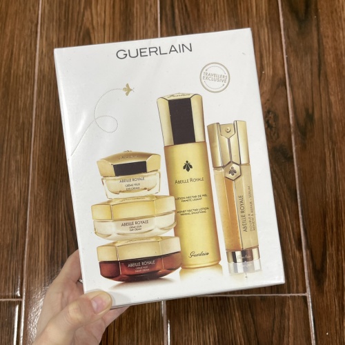 Guerlain Abeille Royale Anti-Aging Skincare Set - 5-Piece Collection 1 Guerlain Abeille Royale Anti-Aging Skincare Set - 5-Piece Collection