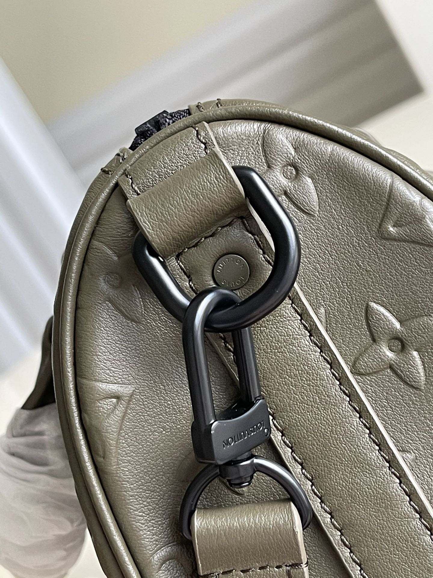 Louis Vuitton Haute Couture Classic Luxury Handbag Shoulder Crossbody 6
