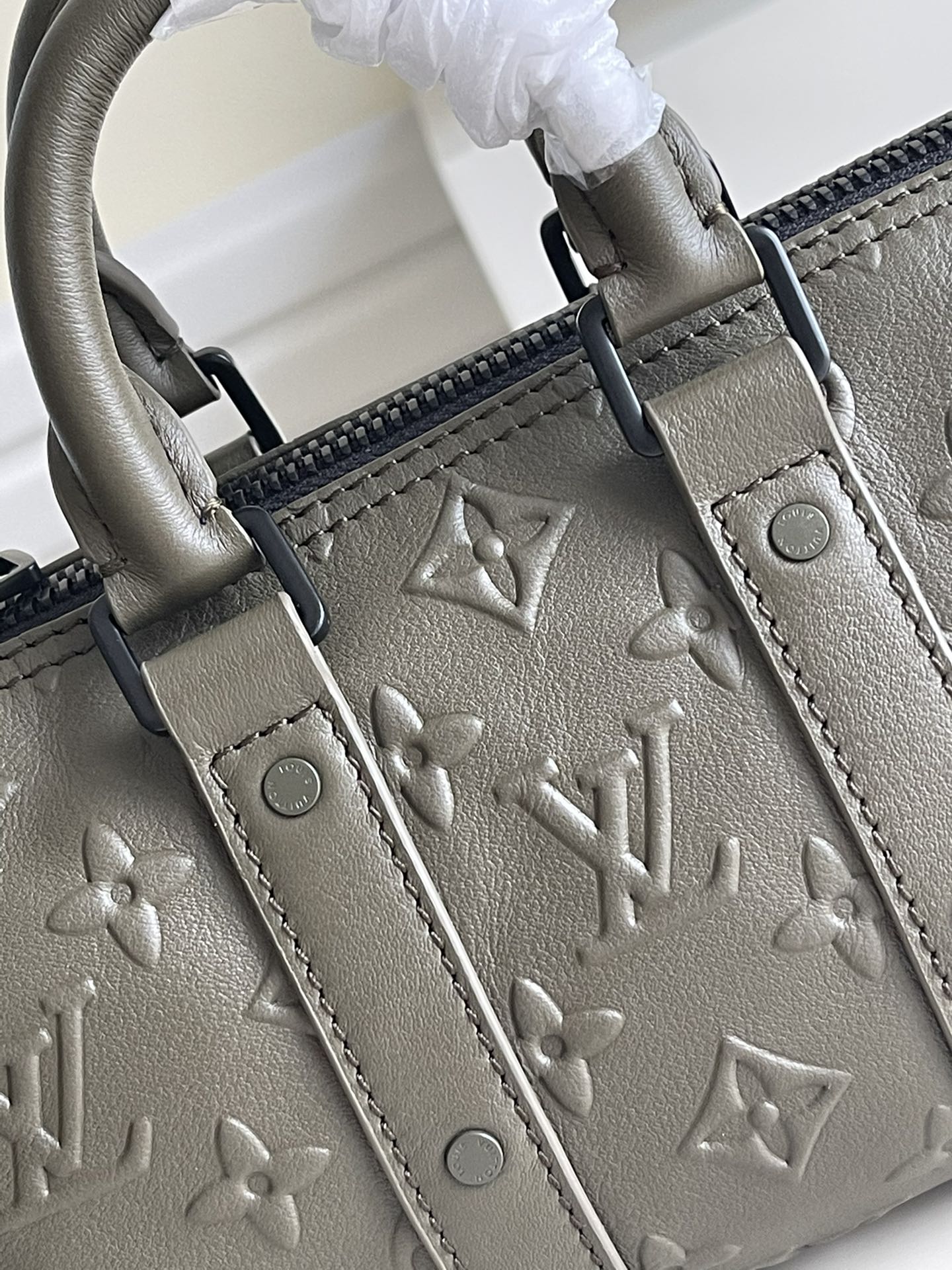 Louis Vuitton Haute Couture Classic Luxury Handbag Shoulder Crossbody 2