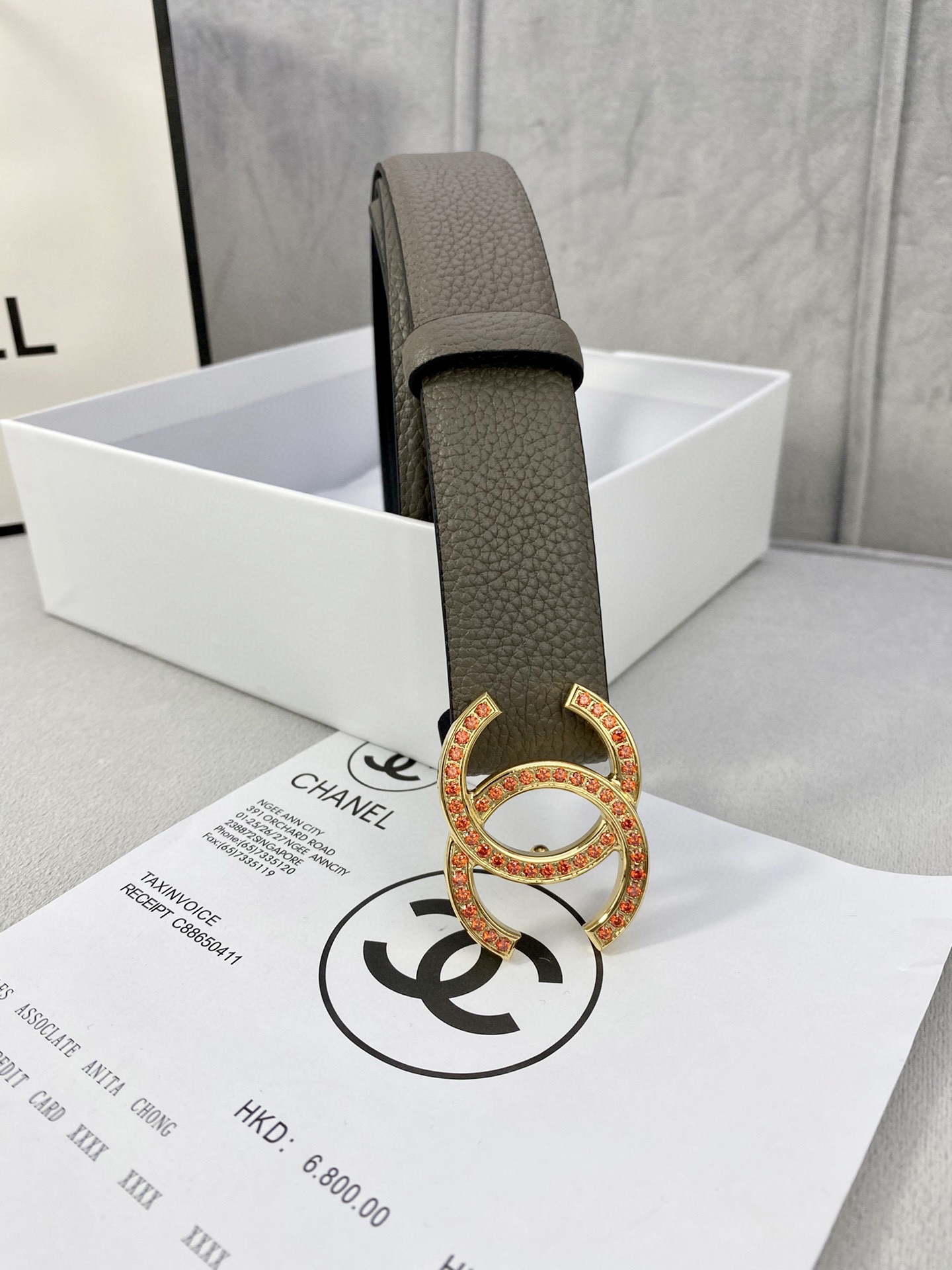 Chanel 荔枝纹牛皮ベルト 金銀色镶钻鋼扣