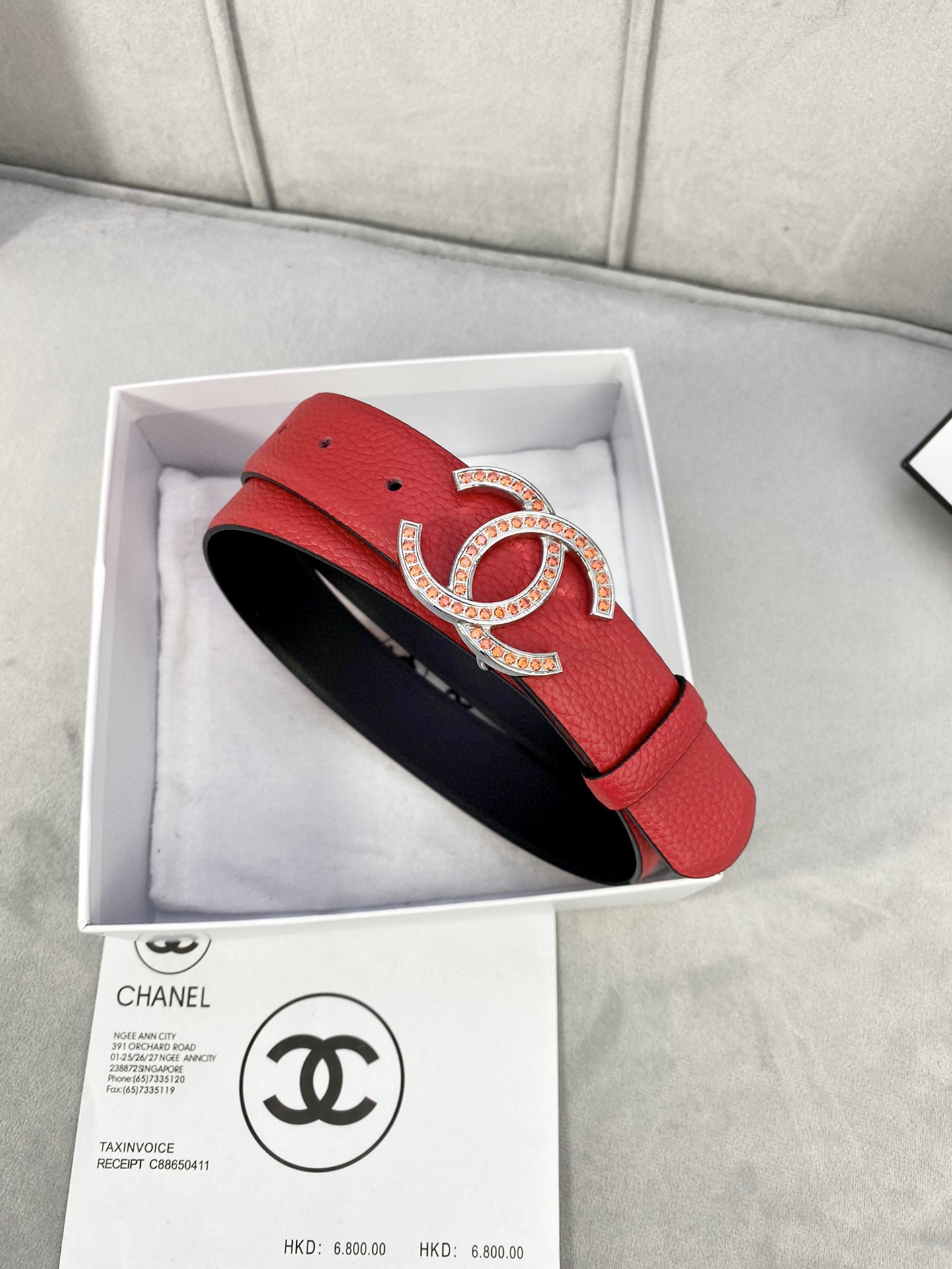 Chanel 荔枝纹牛皮ベルト 金銀色镶钻钢扣