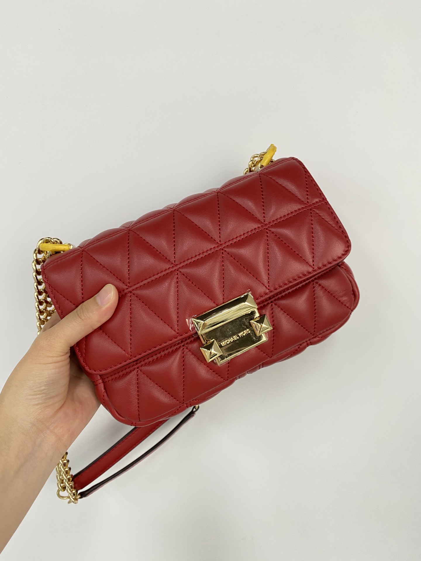 Michael Kors mk菱格羊皮小号樱桃红链条包 小号新款链条包 Sloan 系列新品 柔软细腻的羊皮
