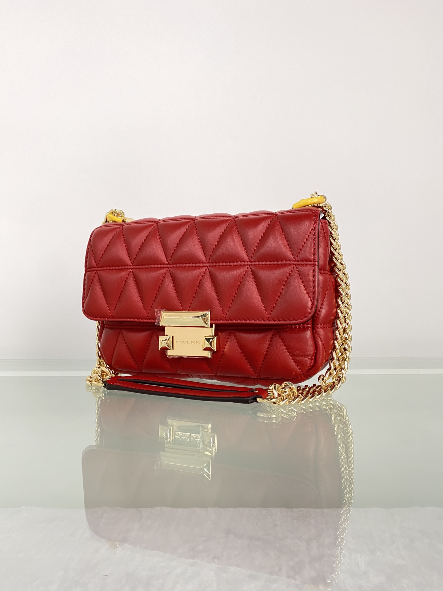 Michael Kors mk菱格羊皮小号樱桃红链条包 小号新款链条包 Sloan 系列新品 柔软细腻的羊皮