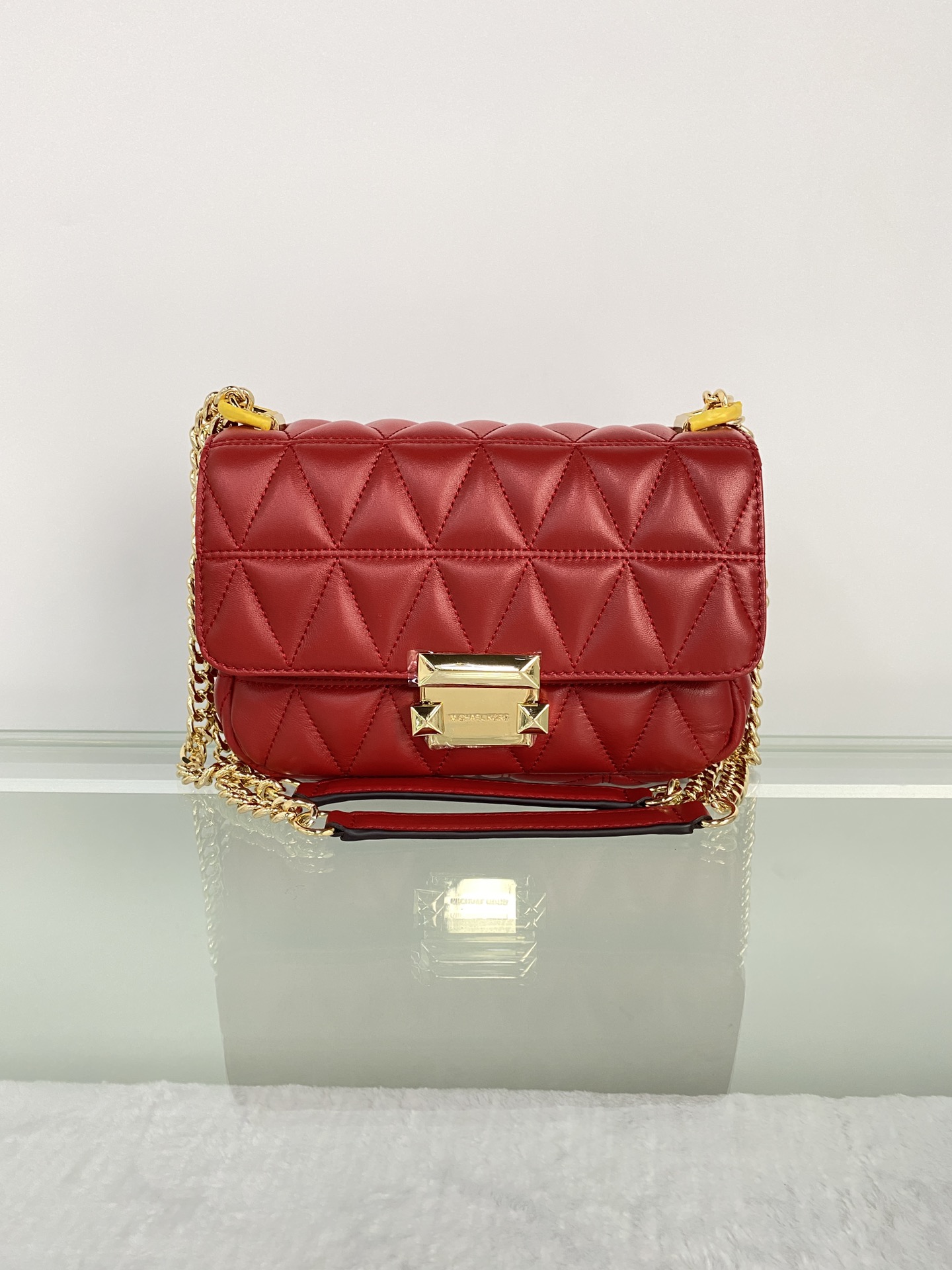 Michael Kors mk菱格羊皮小号樱桃红链条包 小号新款链条包 Sloan 系列新品 柔软细腻的羊皮