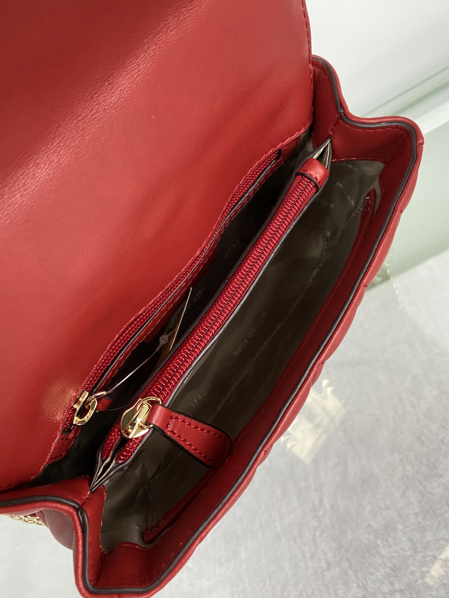 Michael Kors mk菱格羊皮小号樱桃红链条包 小号新款链条包 Sloan 系列新品 柔软细腻的羊皮