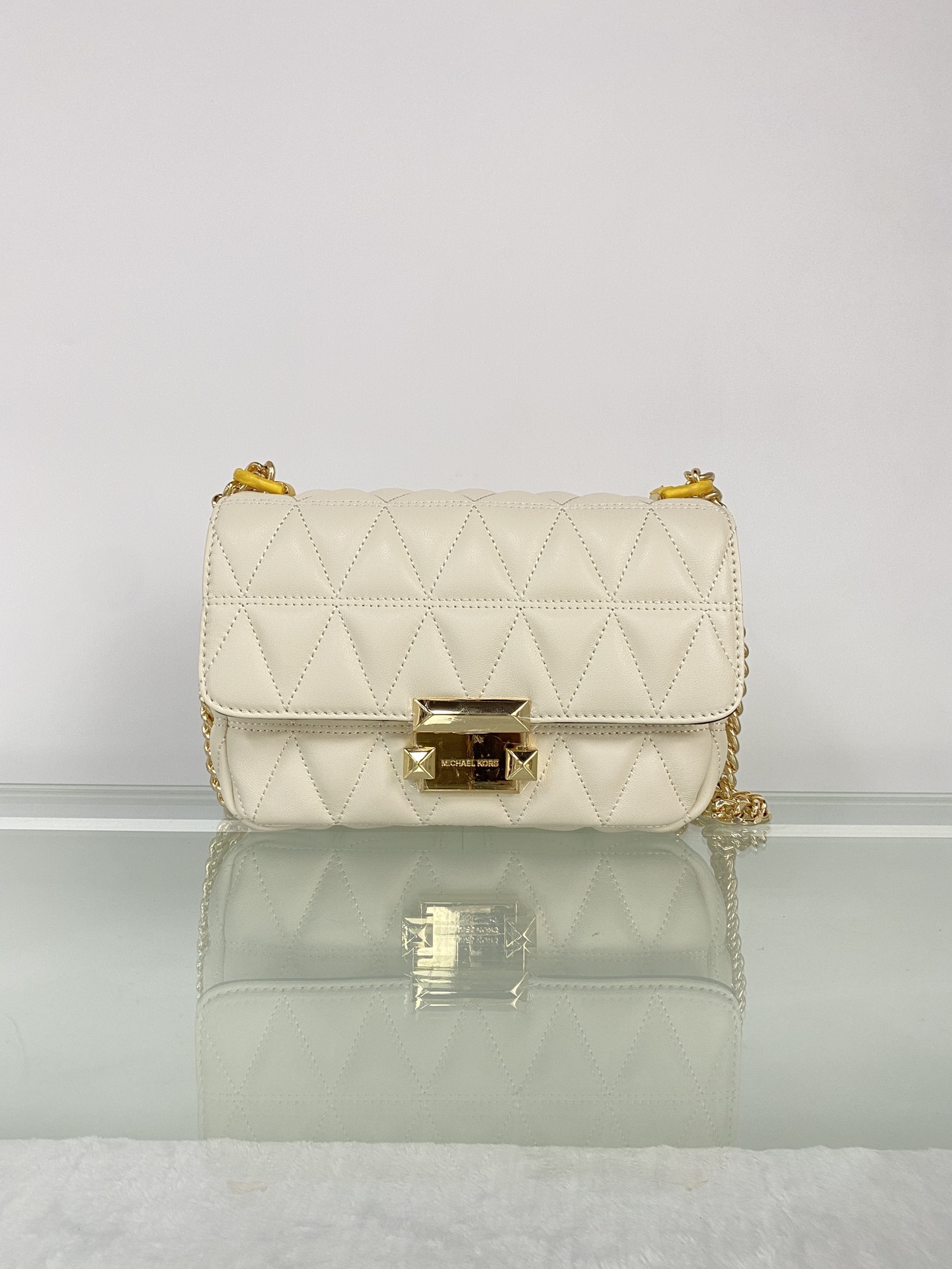 Michael Kors mk菱格羊皮小号奶白链条包 小号新款链条包 Sloan 系列新品 柔软细腻的羊皮