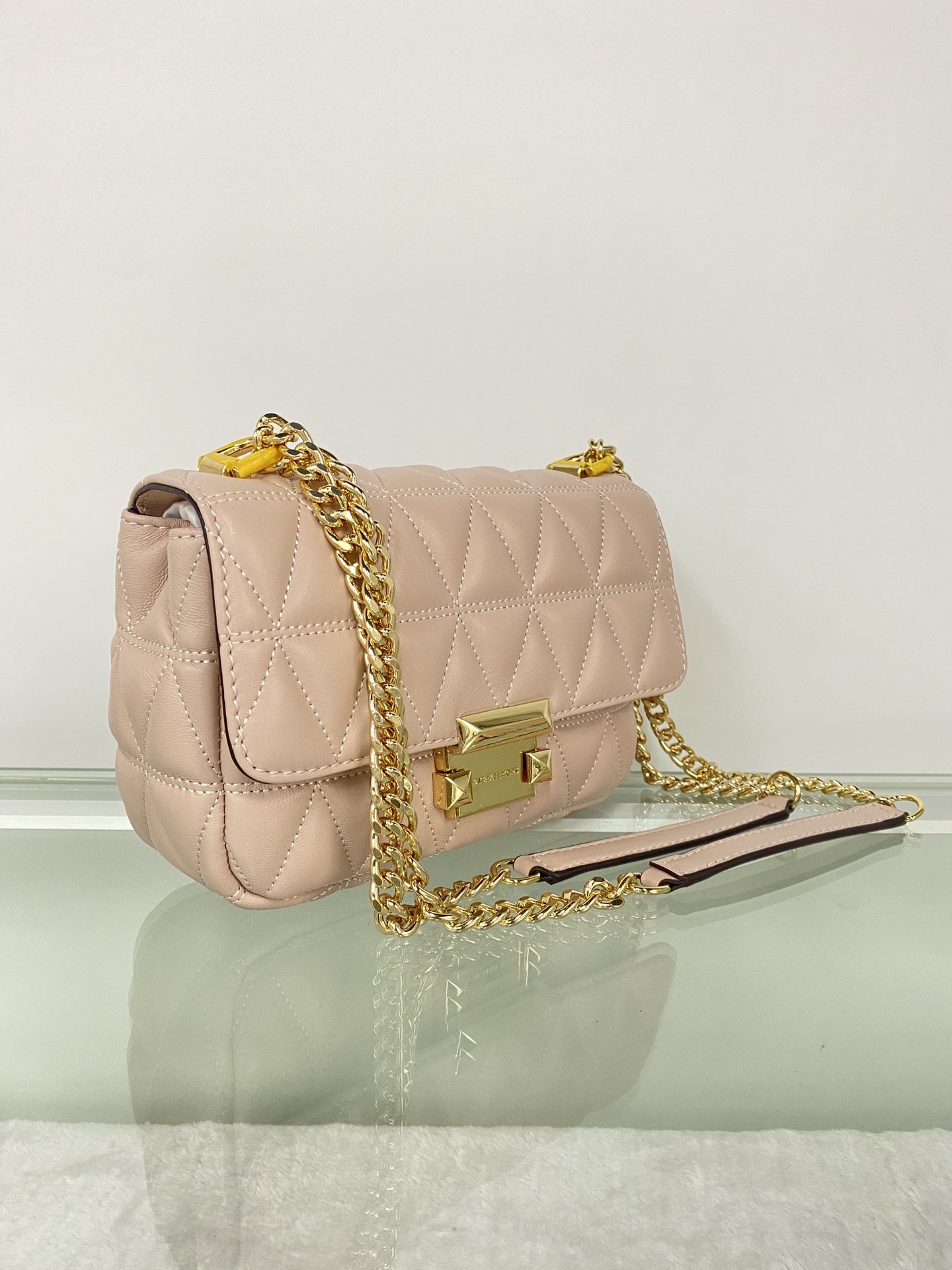 Michael Kors mk菱格羊皮小号柔粉链条包 小号新款链条包 Sloan 系列新品 柔软细腻的羊皮