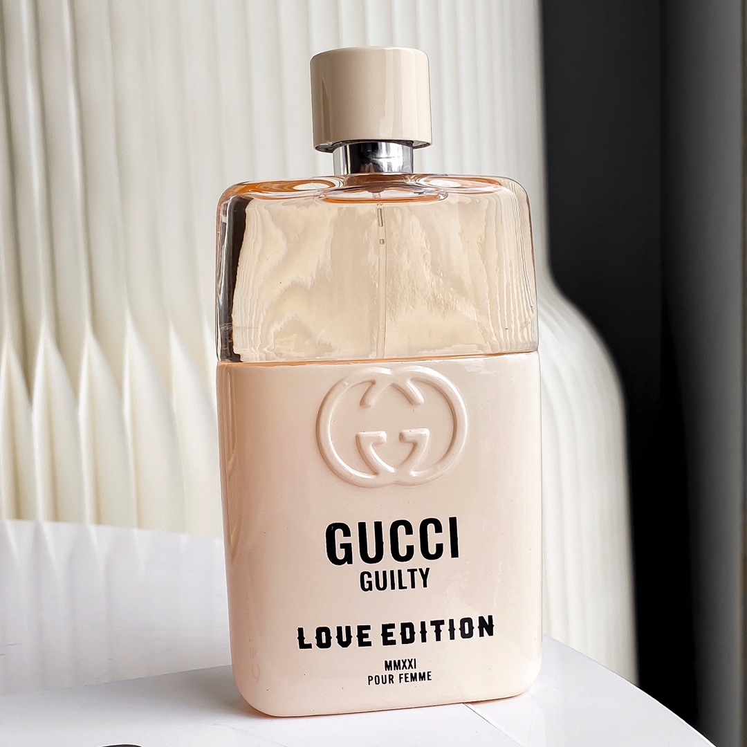 Gucci luxury item 2