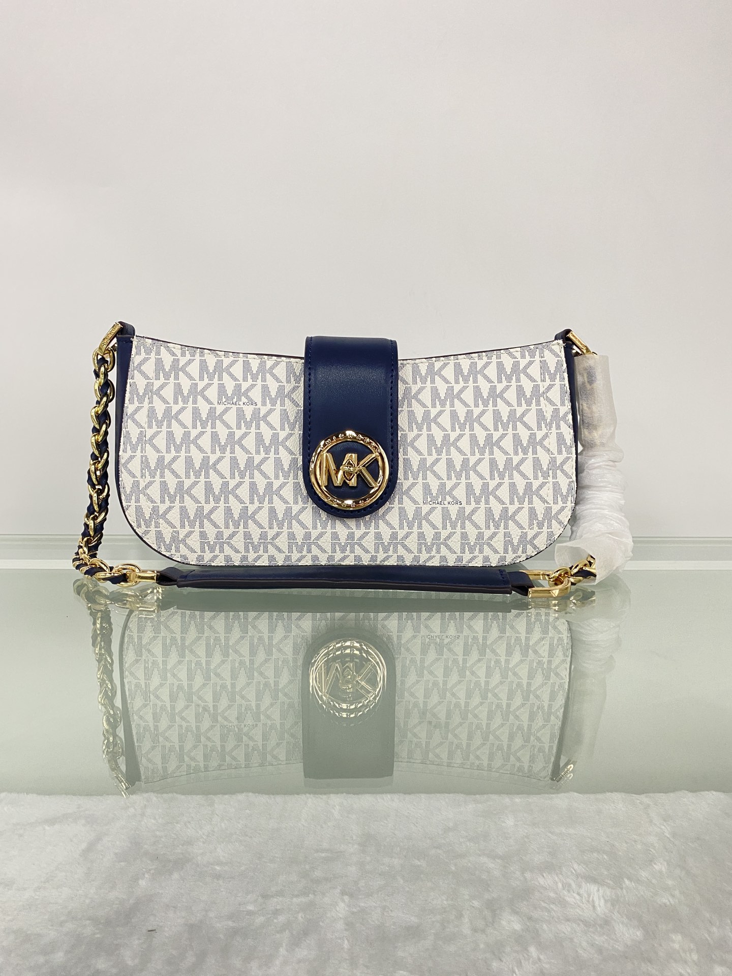 Michael Kors ～MK Carmen 超小号老花腋下包新月包迷你手提单肩包