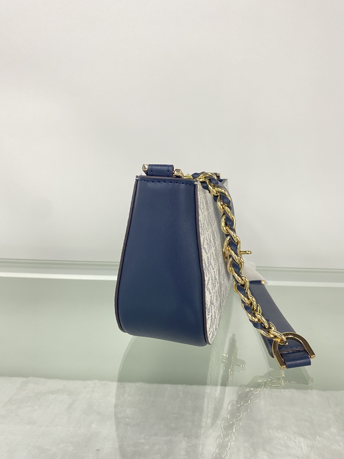 Michael Kors ～MK Carmen 超小号老花腋下包新月包迷你手提单肩包