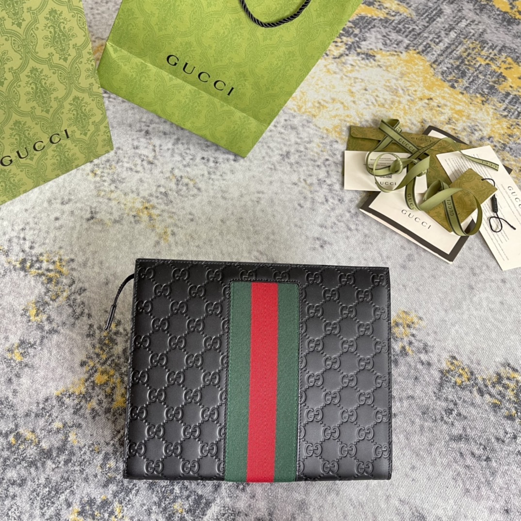 [發]290。  GUCCI新款专柜品质，顶级原单货，实物实拍！款号475316克压花🎈🎈🎈尺寸：宽26X高20X侧宽6，🎉🎉🎉出货啦！