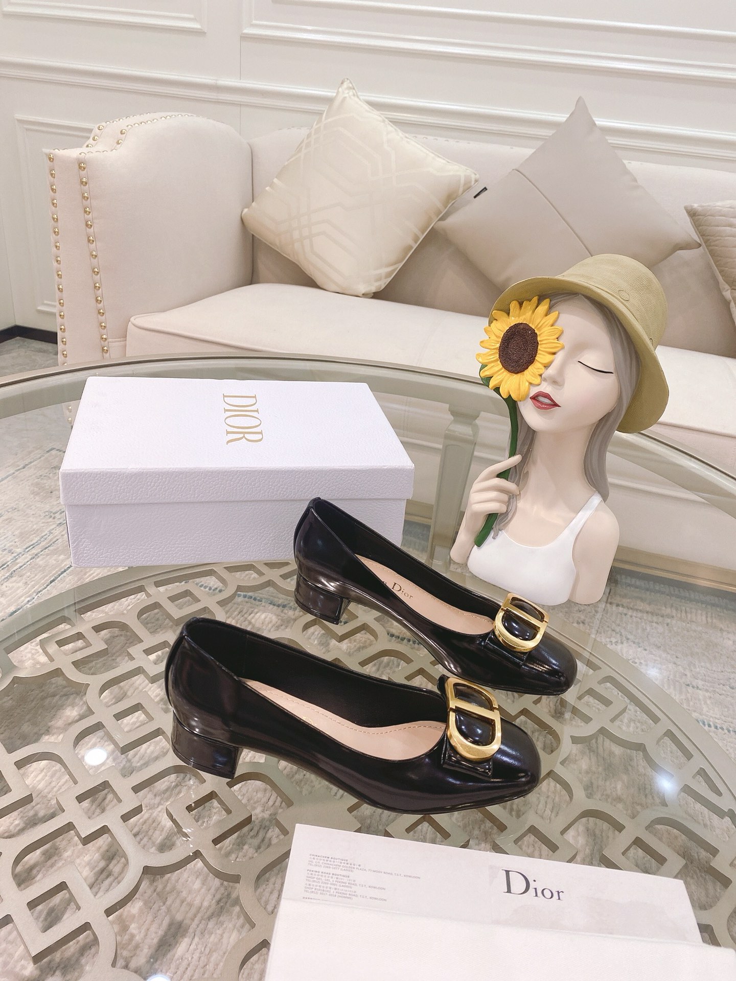 Dior 2022 오트쿠튀르 메탈 레터 버클 메리제인 슈즈 굽힐 스퀘어 토 독점 첫선 마켓 최상급