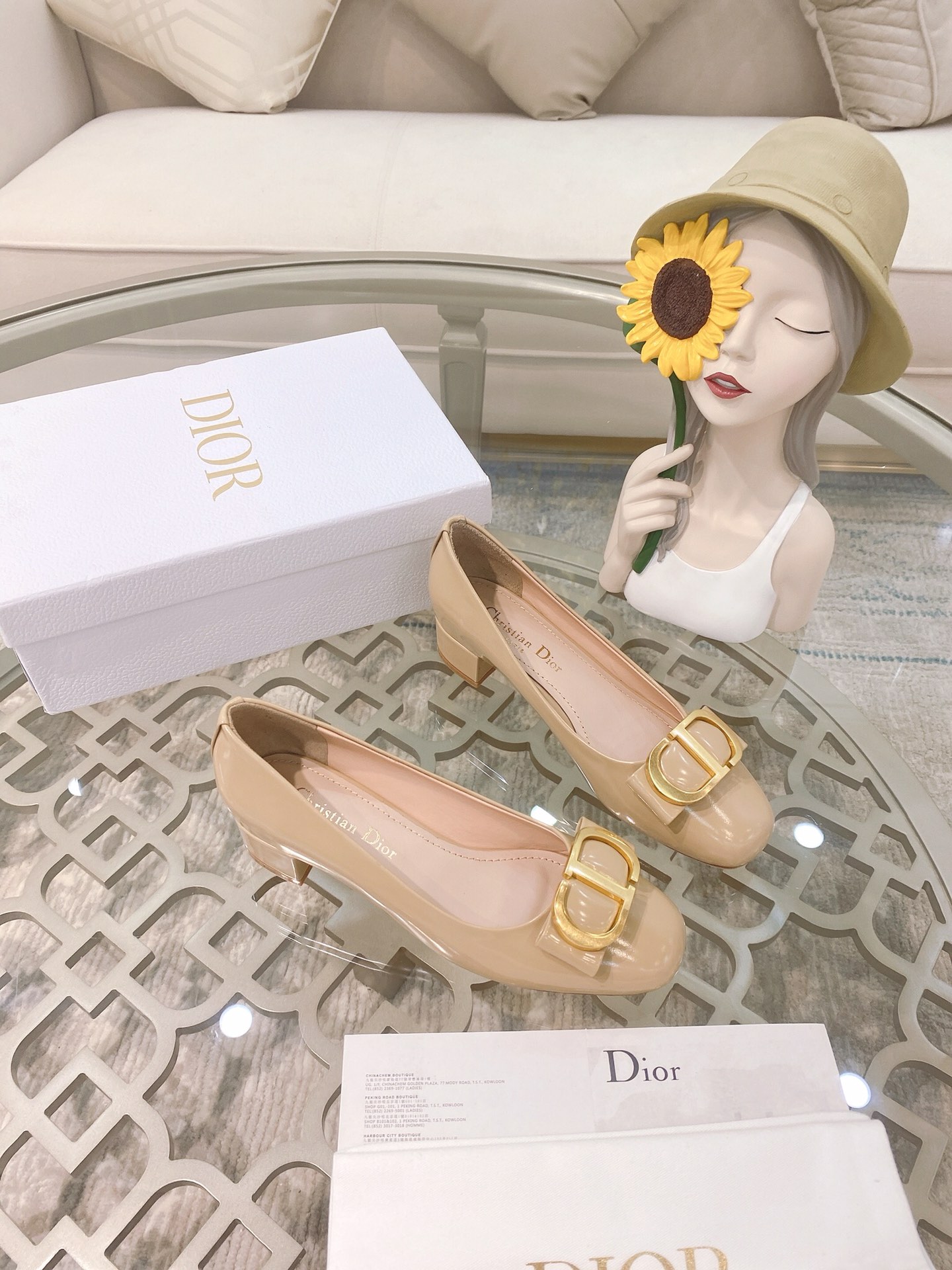 Dior 2022 오트 쿠튀르 메탈 레터 버클 메리제인 슈즈 굽힐 스퀘어 토 독점 첫 출시 시장 최고급