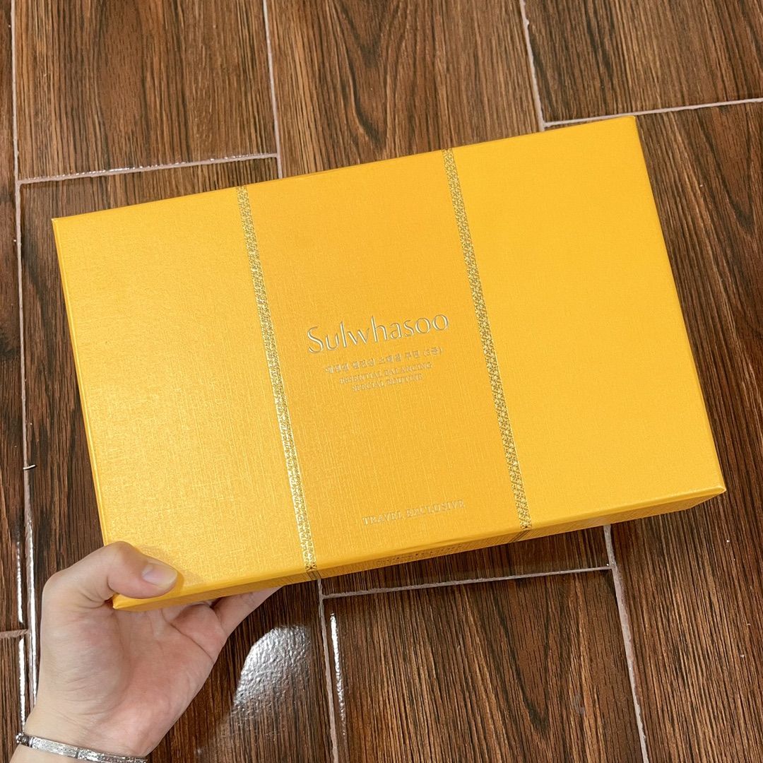 Sulwhasoo Serum Kit - Hydrating, Anti-Wrinkle, and Radiance Boosting Skincare 1 i1622766198 2335 0