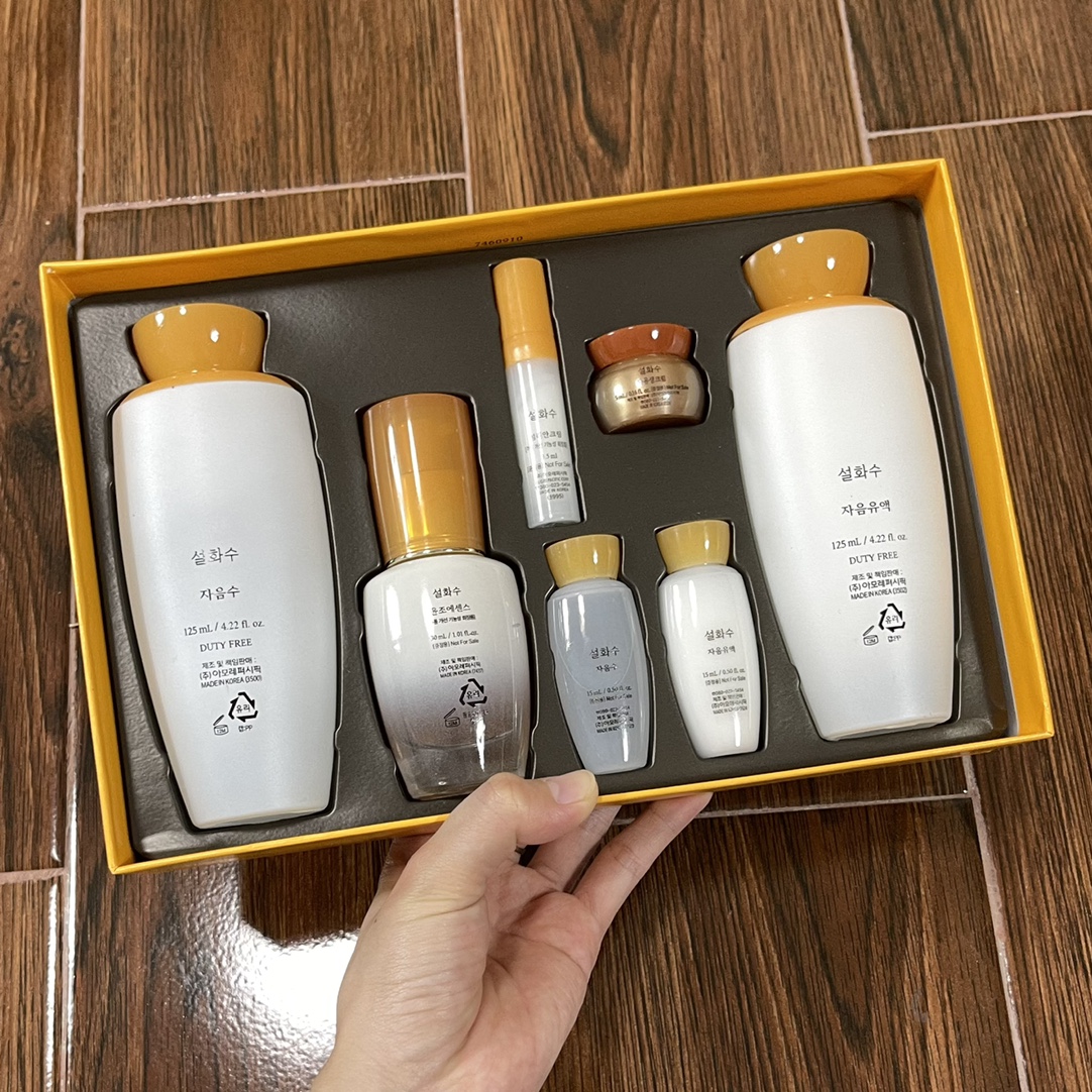Sulwhasoo Serum Kit - Hydrating, Anti-Wrinkle, and Radiance Boosting Skincare 4 i1622766198 5237 3
