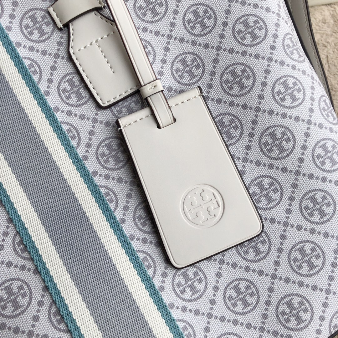 Tory Burch ～TB81963 新款购物袋 小号 该系列选用涂层帆布匠心打造 魅力隽永又风格独具