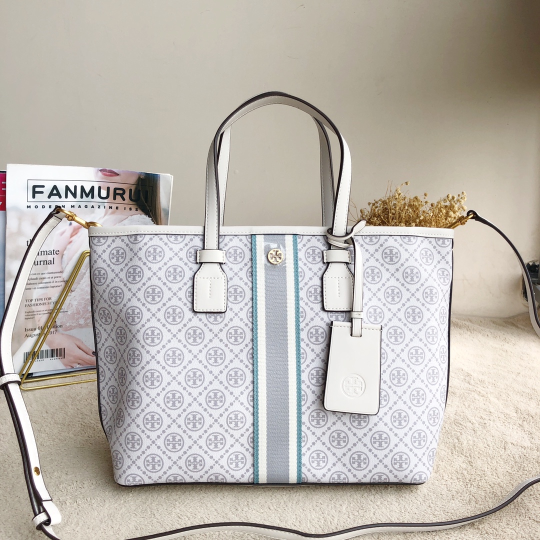 Tory Burch ～TB81963 新款购物袋 小号 该系列选用涂层帆布匠心打造 魅力隽永又风格独具