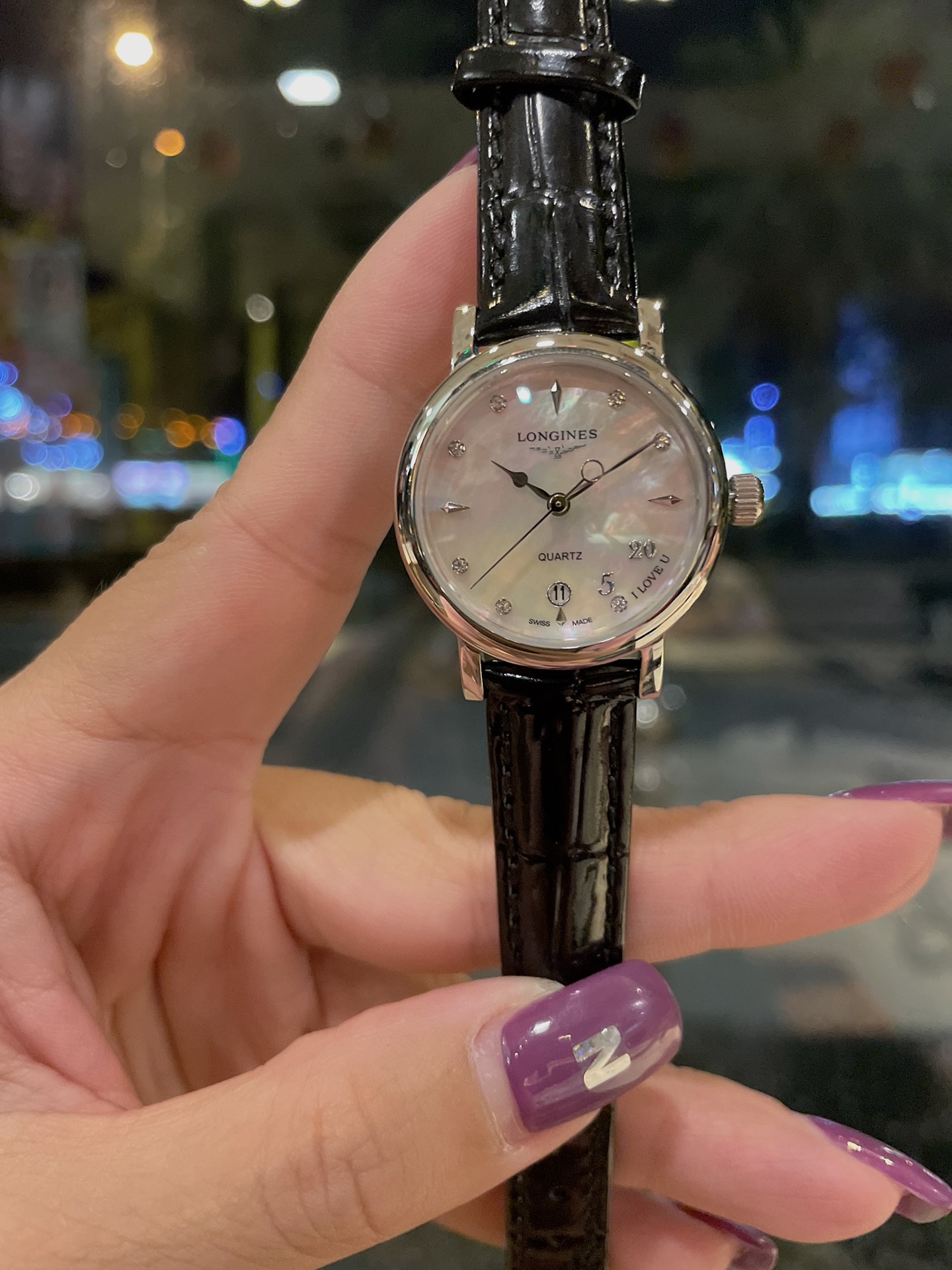 K0  设计灵感 爱在一起  铭记爱的旅程 时间作证 唯爱永恒 品牌:浪琴 Longines  类型:女士专属定制款 机芯:日本进口石英机芯 表带:采用316精钢表带 玻璃:供形蓝光玻璃尺寸:女装30mm