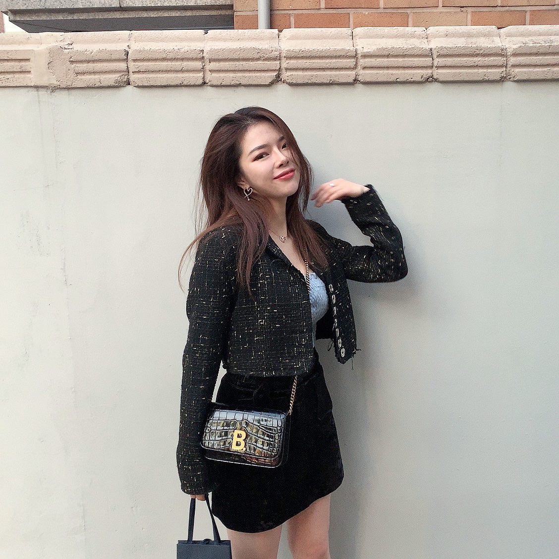 Balenciaga 𝐁. 𝘄𝗮𝗹𝗹𝗲𝘁 𝗼𝗻 𝗰𝗵𝗮𝗶𝗻 19.5CM BAG 593615鳄鱼纹黑色金扣