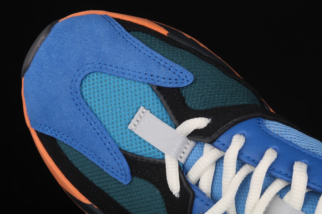 ¥370 X版 Ad Yeezy Boost 700 GZ0541 侃爷椰子700 3M反光蓝桔色跑鞋
#鞋面采用多材质打造,麂皮、网布、皮革等物料的拼接赋予了鞋款丰富的质感。
尺码:36 36.5 37 38 38.5 39 40 40.5 41 42 42.5 43 44 44.5 45 46 47 48