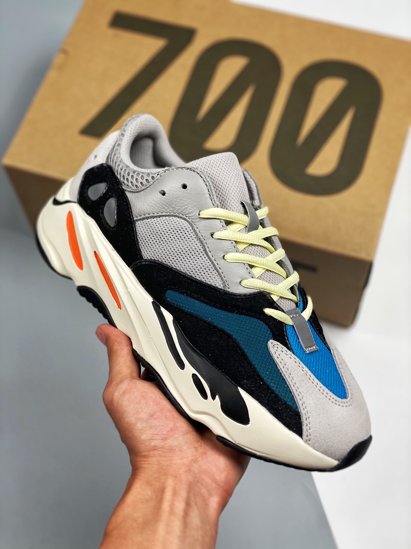 Oferta especial 618 🔥🔥 AD Yeezy 700 "Runner" gris de primera generación, en el mismo rango de precios del m…