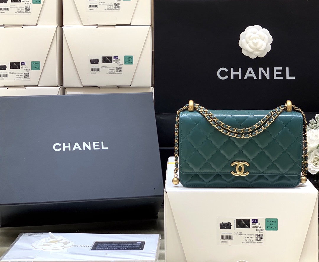 Chanel 2021早秋高级手工坊系列小金珠系列发财包 AP2289绿色