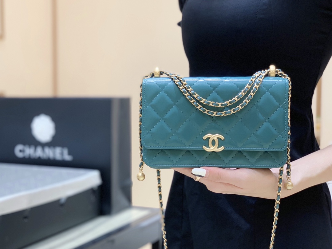 Chanel 2021早秋高级手工坊系列小金珠系列发财包 AP2289绿色