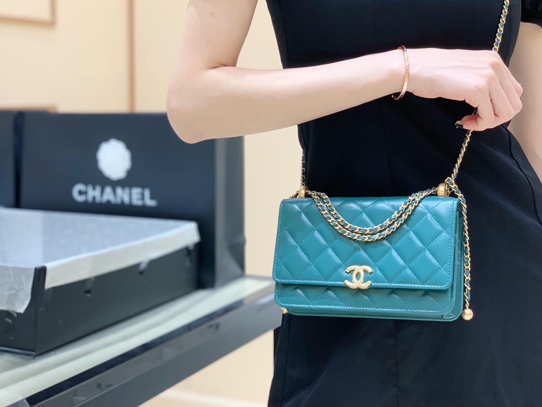 Chanel 2021早秋高级手工坊系列小金珠系列发财包 AP2289绿色