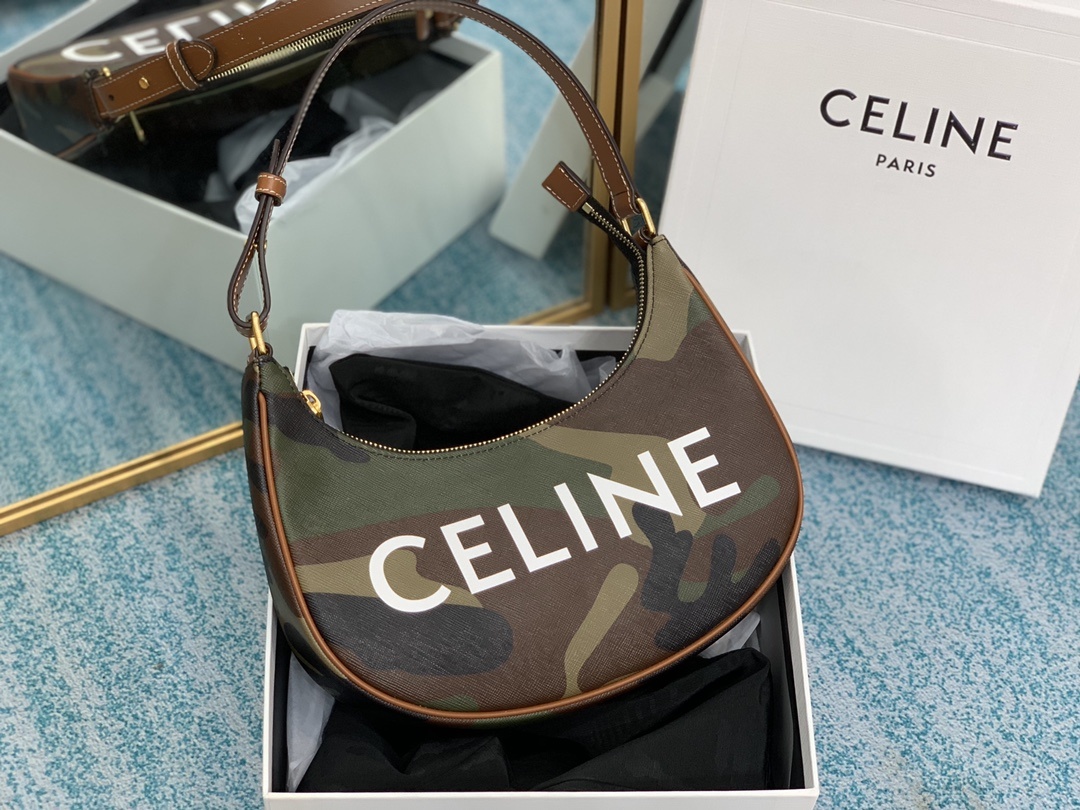 迷彩月牙包出货最腋下包出货CELIN
