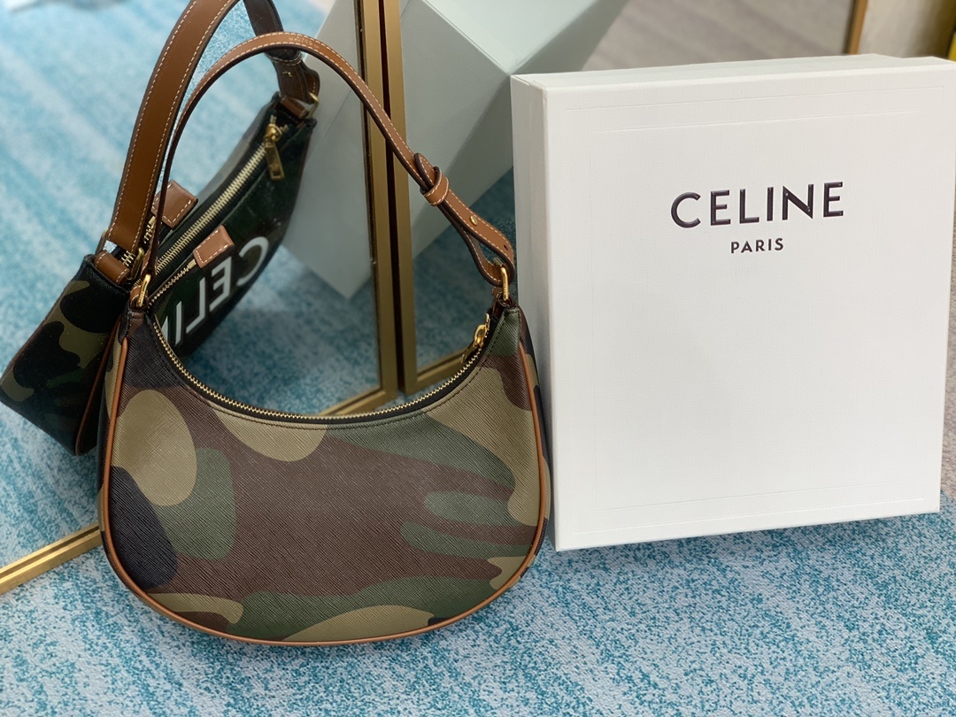 迷彩月牙包出货最腋下包出货CELIN
