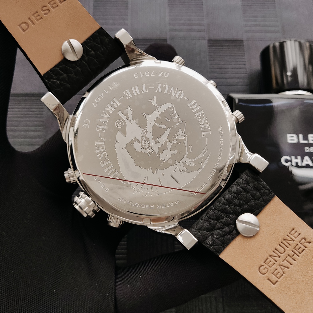 “High-Quality Black Steel Belt Watch with 8 Horn Screws, 55mm Plate – DIESEI Model 7313” - 图片 7