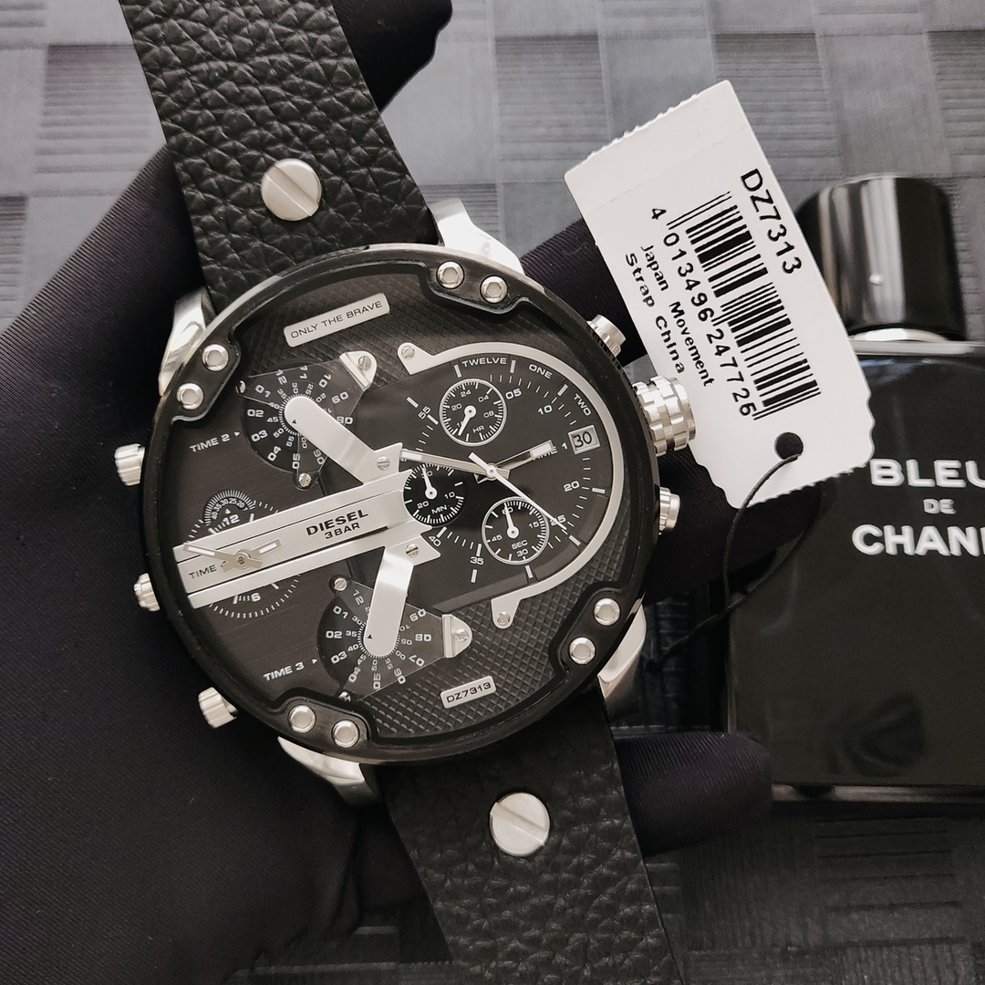 “High-Quality Black Steel Belt Watch with 8 Horn Screws, 55mm Plate – DIESEI Model 7313” - 图片 3