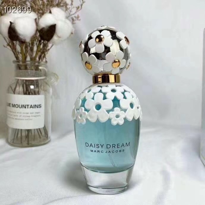 Marc Jacobs Daisy Dream Eau de Toilette, 100ml - Floral Fragrance for Women 2 i1622962809 8821 1