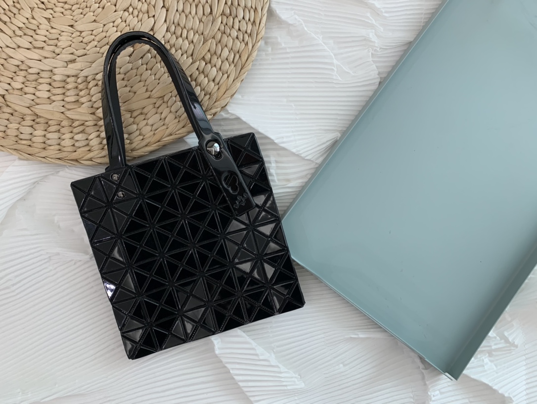 IsseyMiyake BAOBAO｜三宅一生mini6格手提袋