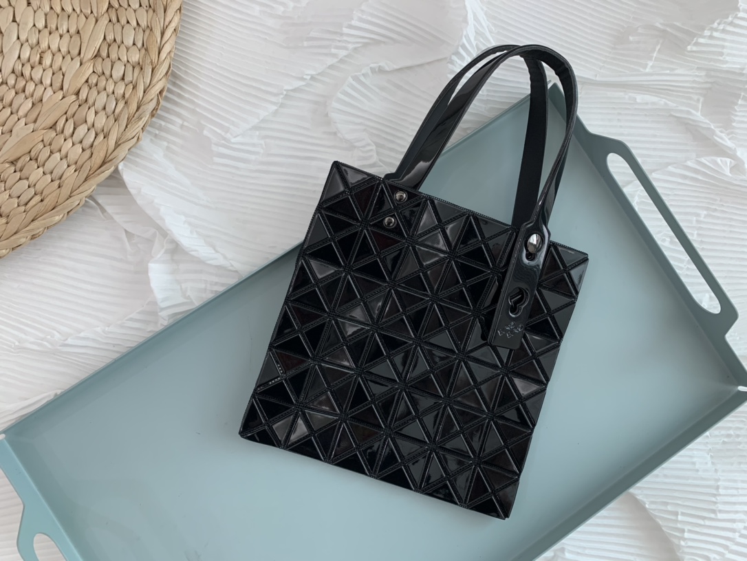 IsseyMiyake BAOBAO｜三宅一生mini6格手提袋