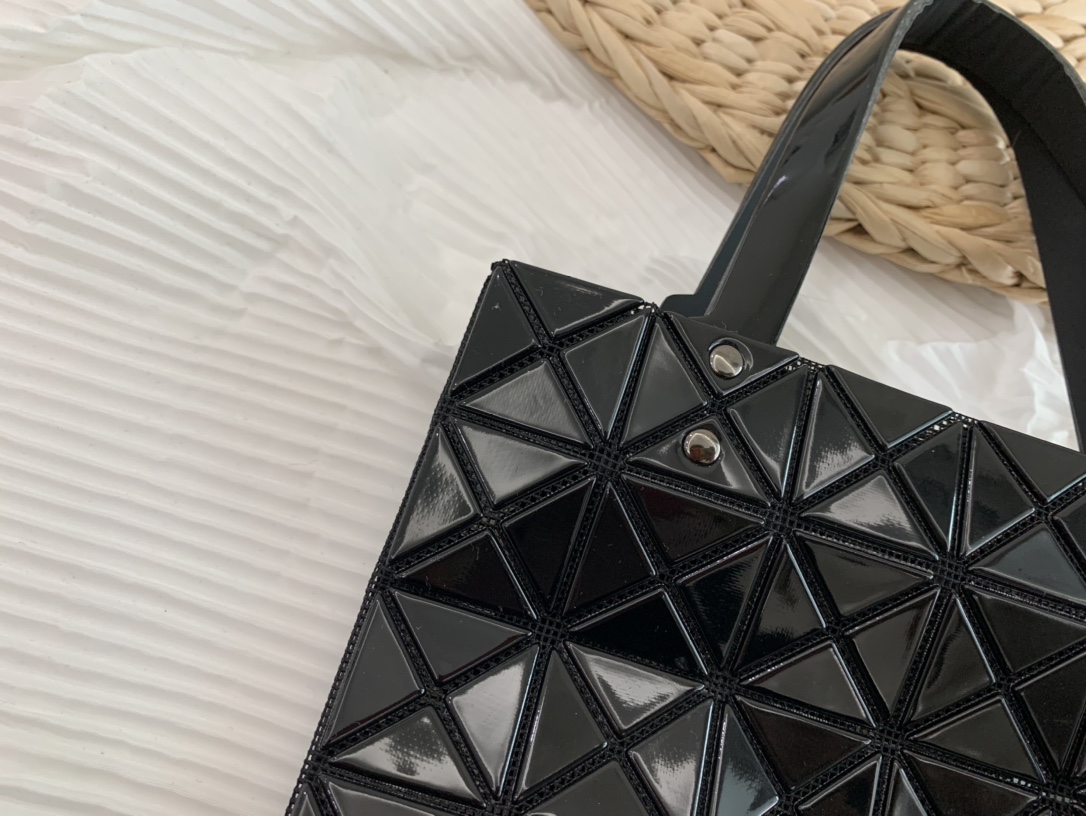 IsseyMiyake BAOBAO｜三宅一生mini6格手提袋