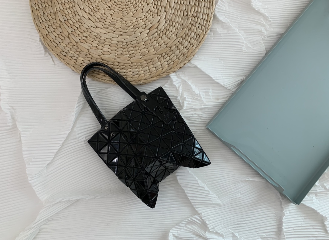 IsseyMiyake BAOBAO｜三宅一生mini6格手提袋