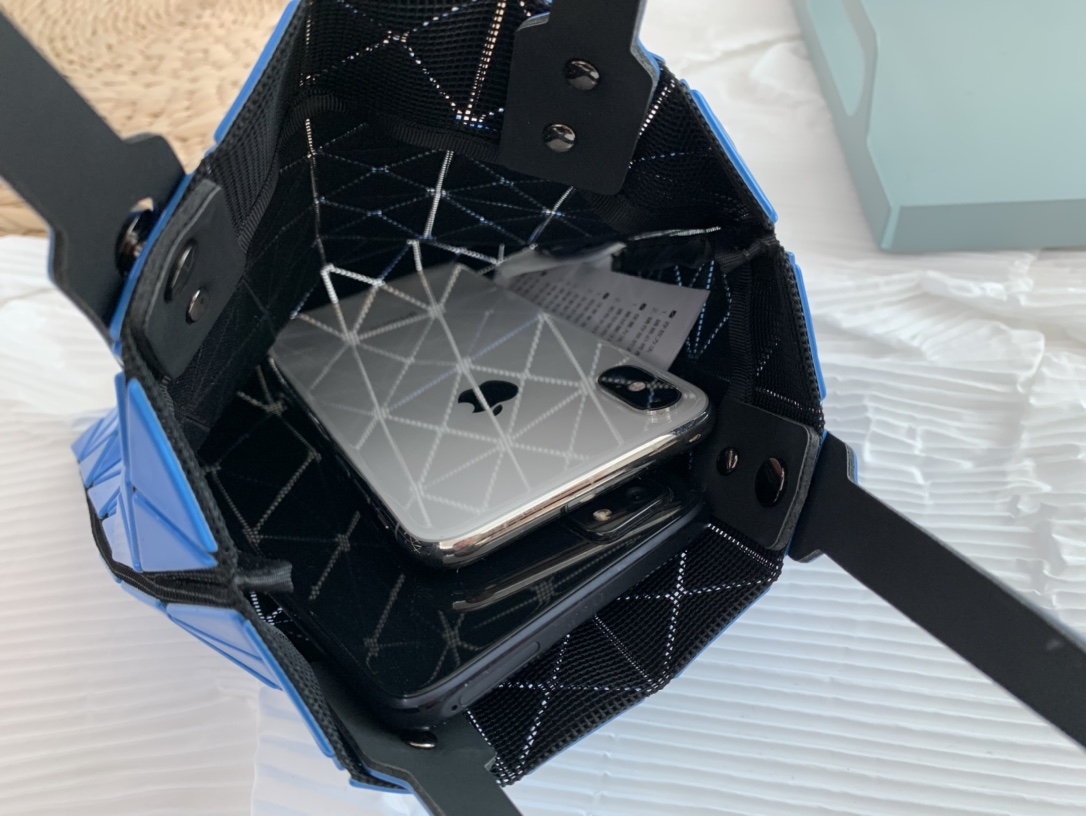 IsseyMiyake BAOBAO｜三宅一生mini6格手提袋