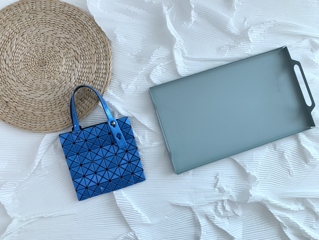 IsseyMiyake BAOBAO｜三宅一生mini6格手提袋