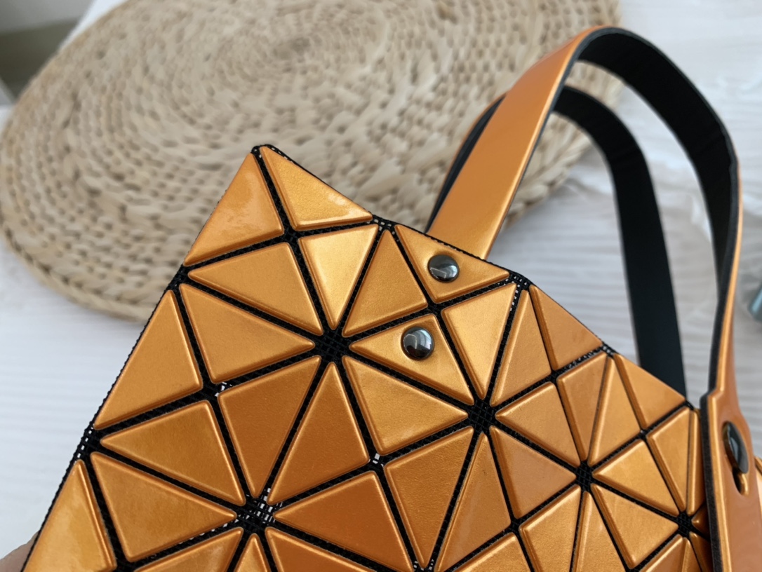 IsseyMiyake BAOBAO｜三宅一生mini6格手提袋