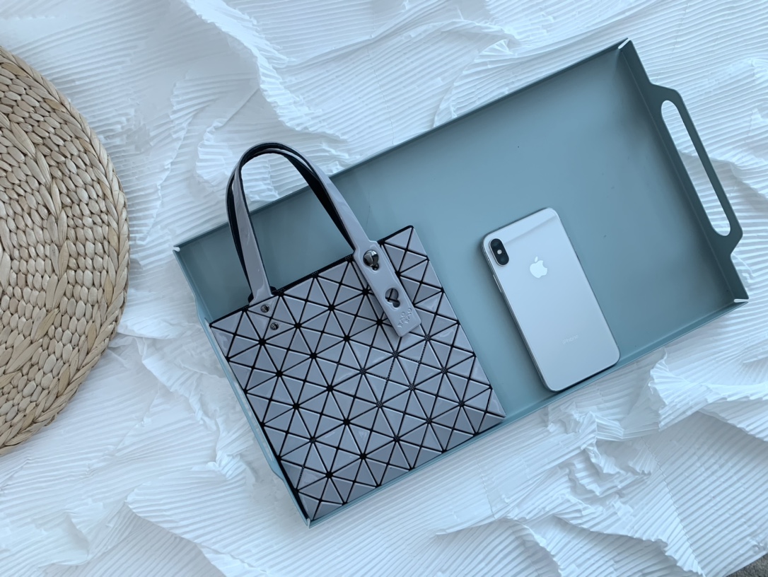 IsseyMiyake BAOBAO｜三宅一生mini6格手提袋